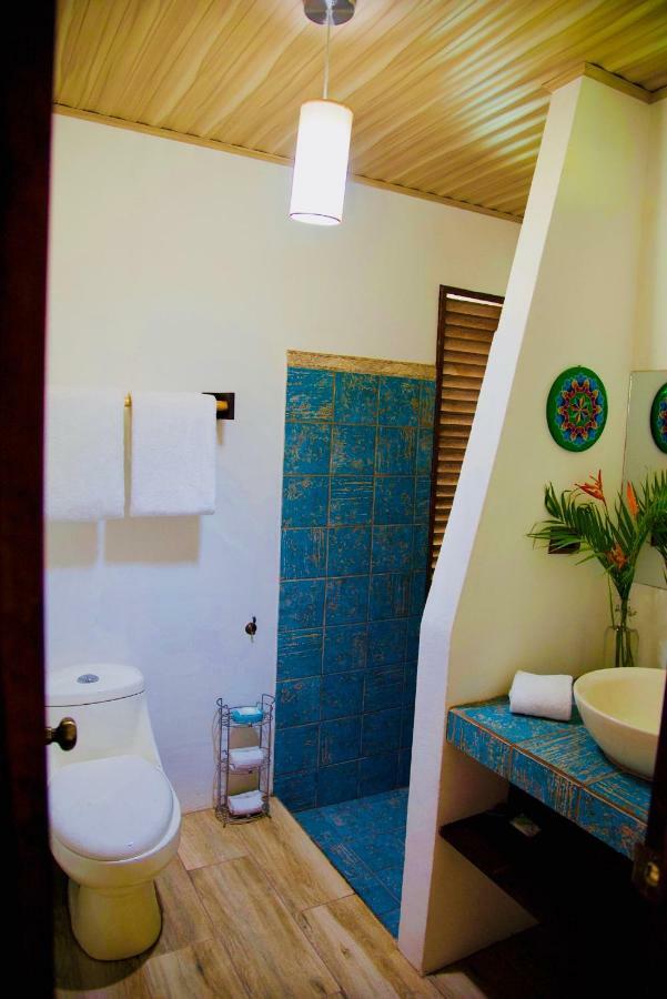 Cabinas D'Val Uvita Extérieur photo